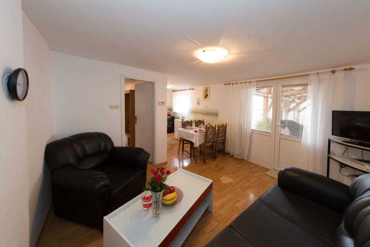 Apartman Antea Otočac Eksteriør bilde