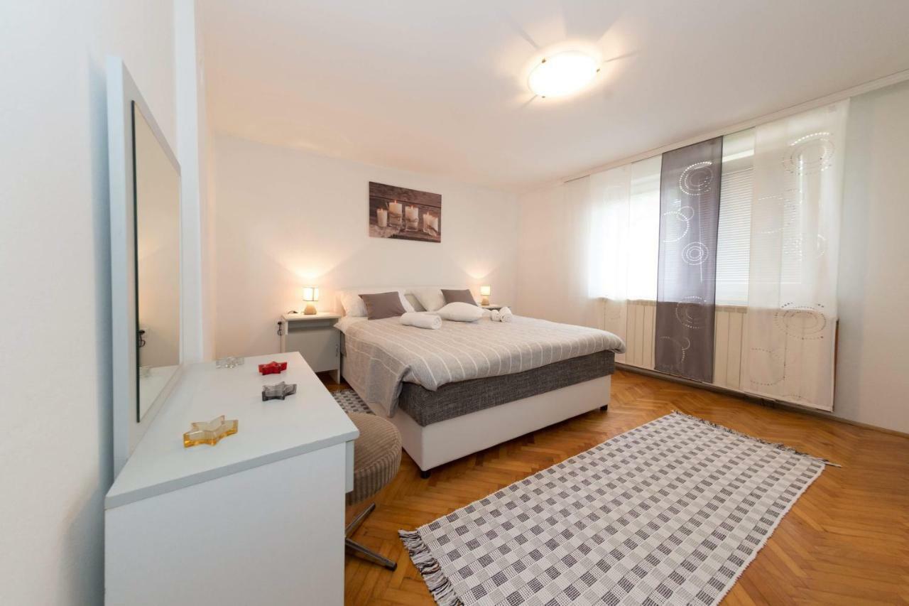Apartman Antea Otočac Eksteriør bilde